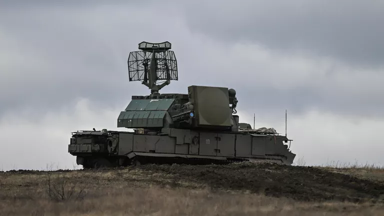 ПВО России сбила 8 авиабомб, 4 крылатые ракеты "Фламинго" и 385 дронов ВСУ за сутки