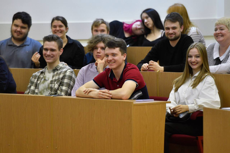 Поддержка стипендией студентов с инвалидностью в Ленинградской области