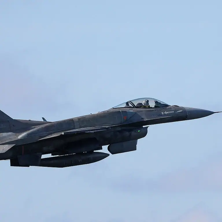 BBC: Истребитель F-16 ВСУ был сбит российской ракетой