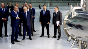 Путин: установка "Сибирский кольцевой источник фотонов" впечатляет