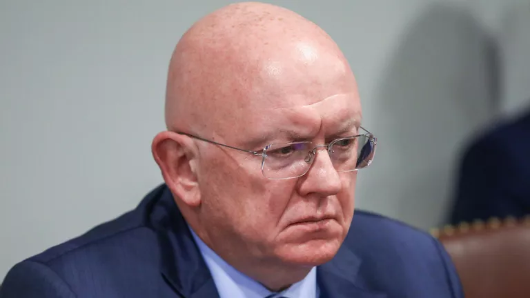 Небензя назвал открытое письмо Зеленского Путину неуклюжей провокацией