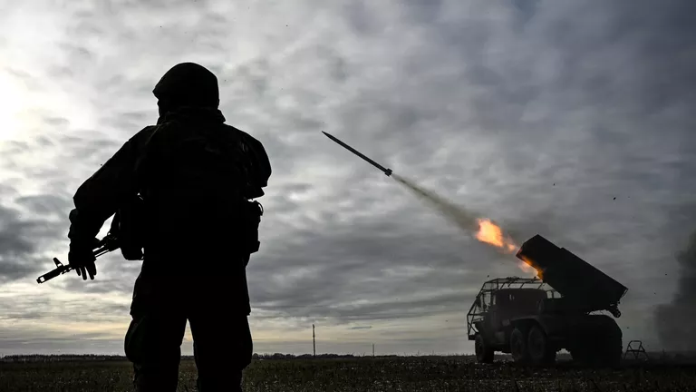 Российские  военные освободили поселок Великая Новоселка в ДНР