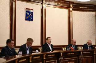 Александр Дрозденко принял участие в совещании Медицинского комитета Российского футбольного союза