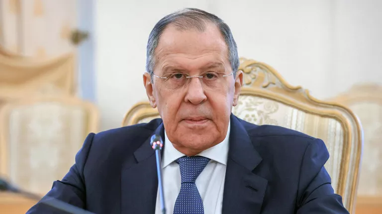 Лавров заявил, что перемирия до переговоров по Украине быть не может