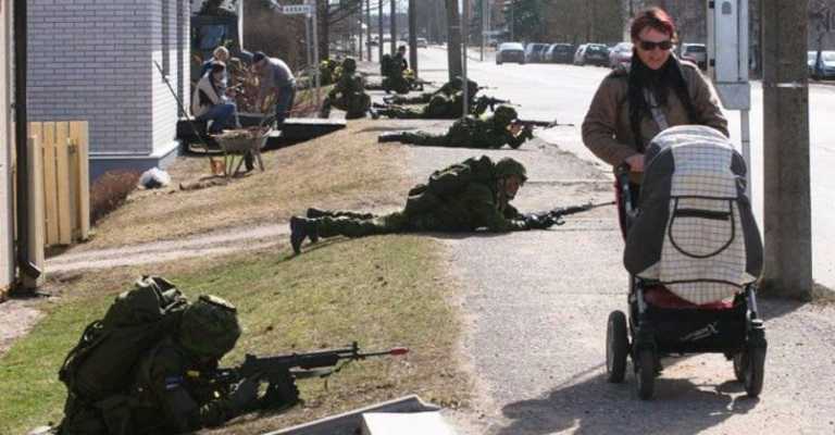 Narva News: Российские власти недоумевают, зачем Эстонии военная база в русскоязычной Нарве?