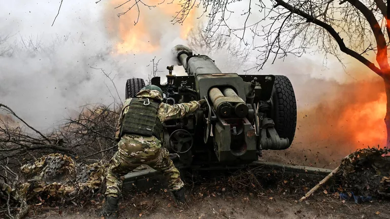 МО: ВС РФ нанесли групповой удар по объектам производства БПЛА на Украине