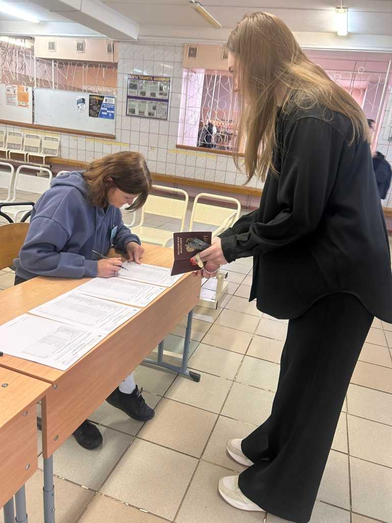 Как сдали  ЕГЭ в 2026 году сланцевские выпускники?