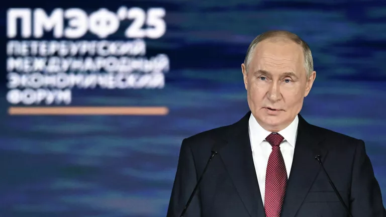 Путин не стал исключать, что Россия заберет Сумы, но сейчас такой задачи нет