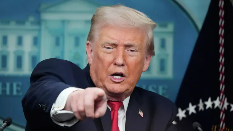 Трамп заявил, что США могут прекратить поддержку НАТО из-за действий альянса