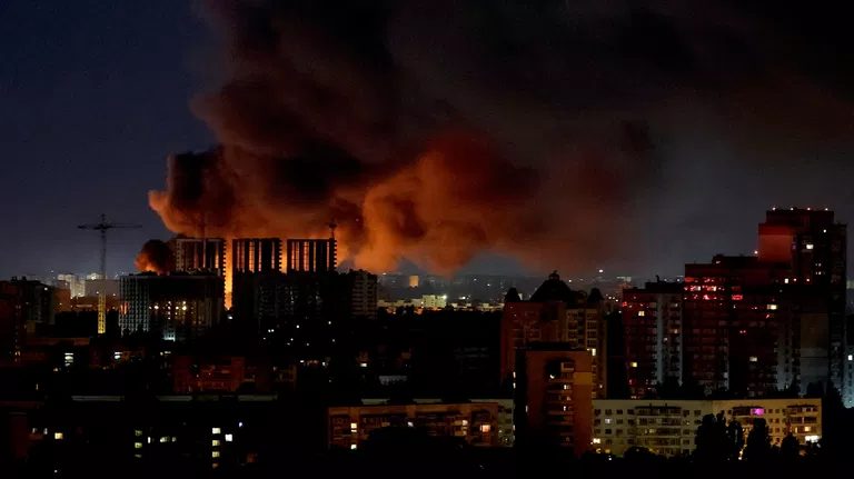 ВС России ночью нанесли удар по промышленным объектам в Киеве