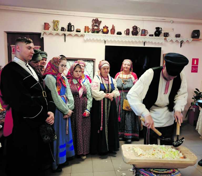 «Покров! Натопи мою печку без дров!»
